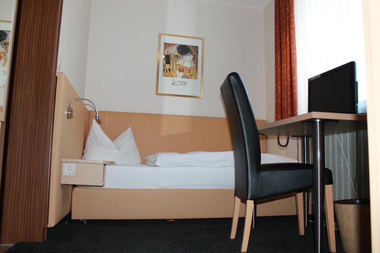 Hotel Huebler Frankfurt am Main Exterior foto